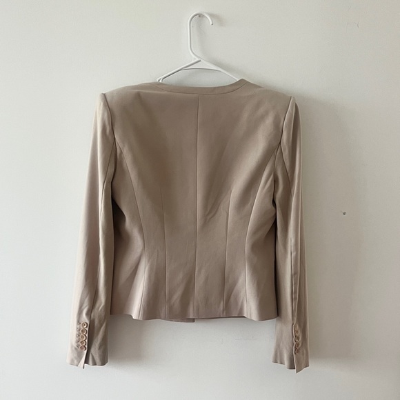 bcbg cotton padded blazer taupe nude cream banana republic club Monaco Revolve - Picture 4 of 4